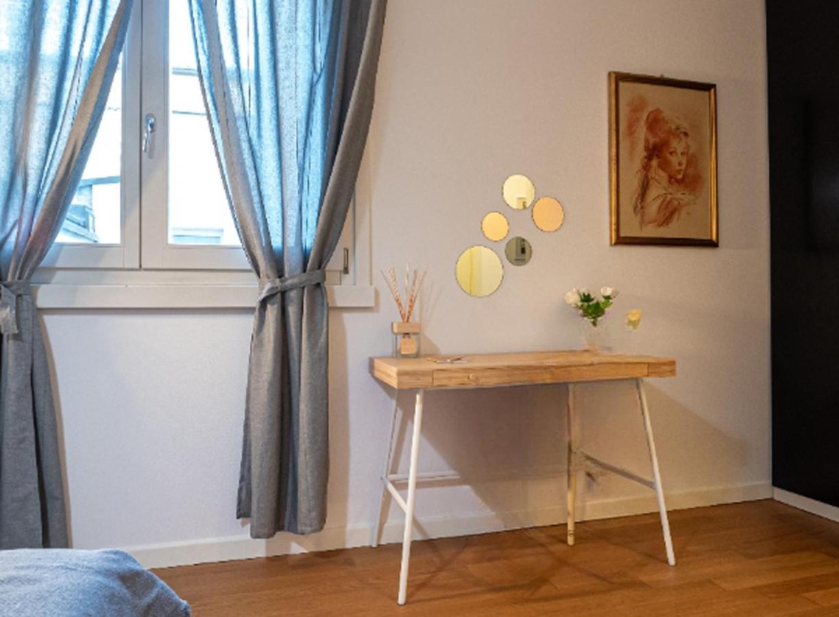 Maison Blanche: Appartamento Elegante Con Parcheggio Privato مانتوفا المظهر الخارجي الصورة